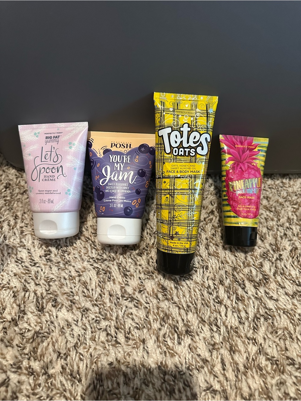 Perfectly Posh Totes Oats Face & Body Mask - Yellow